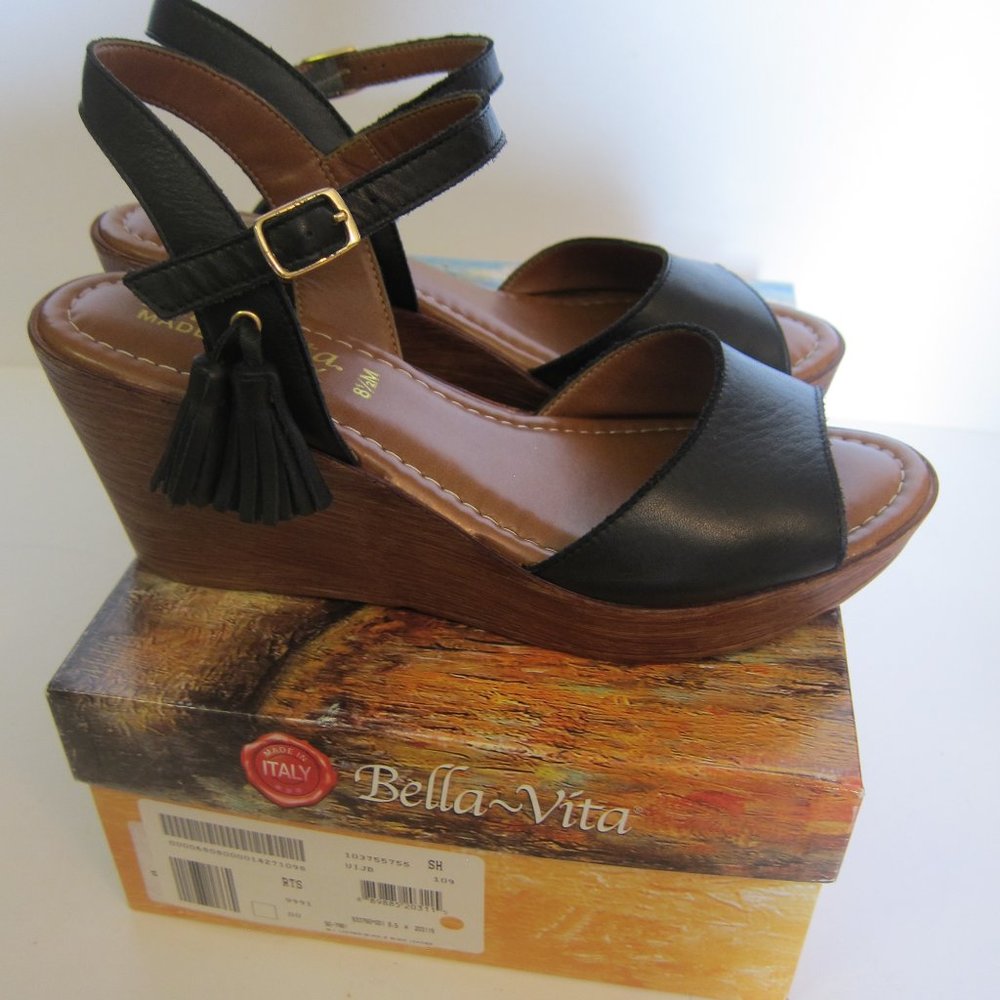 Bella Vita Wedge Ankle Strap Sandals Black